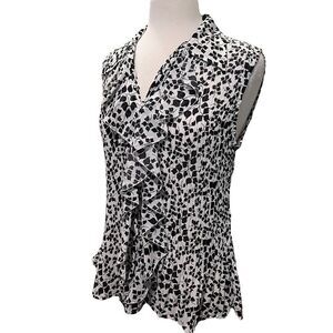Plus Size Colour Works White/Black Accordion Sleeveless Stretchy Blouse size XXL